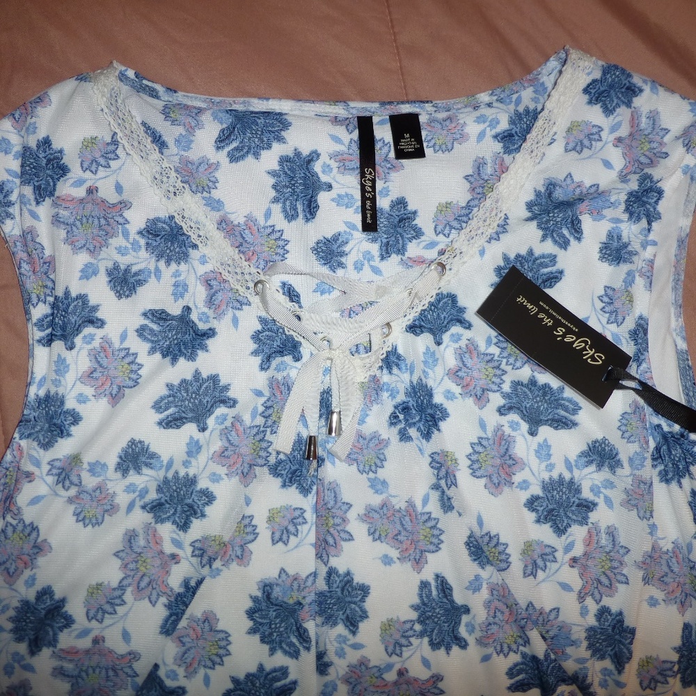 Skye's The LImit White & Blue Sleeveless Floral Dress, Knee Length, M, Nwt - Picture 8 of 8
